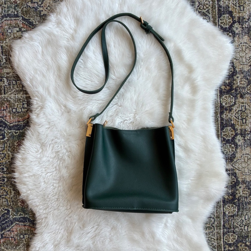 Street Level Green Faux Leather Crossbody Bag Gold Hardware Adjustable Strap